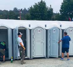 Best Portable Restroom Setup and Delivery  in , FL